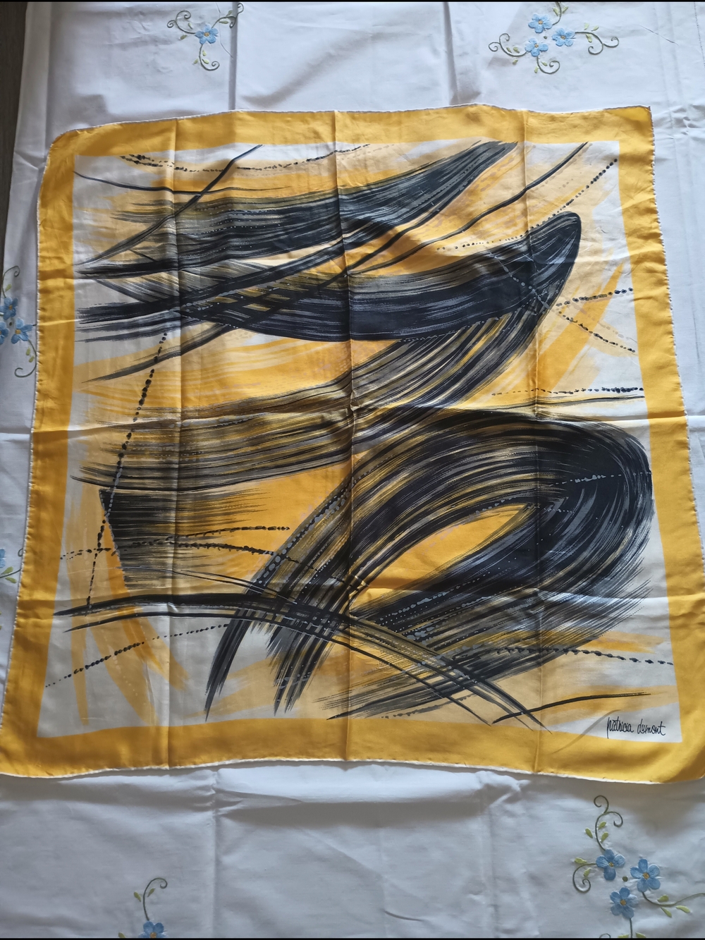 Silk Scarf in Yellow and Black Patricia Dumont